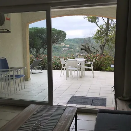 Les Bastides De Apartman Grimaud
